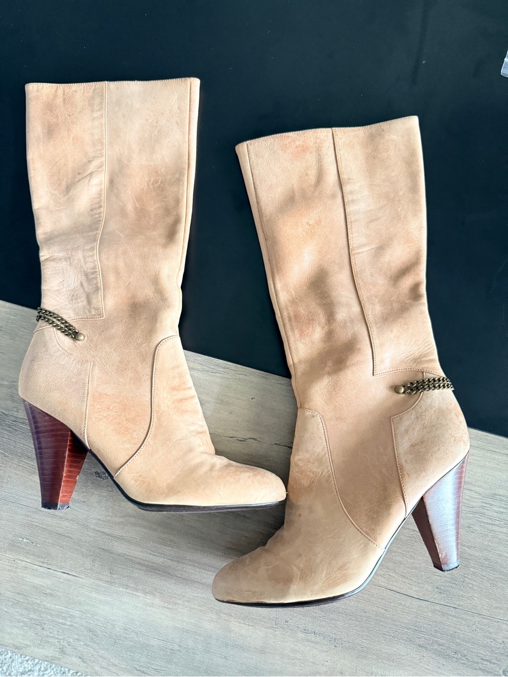 Vintage Women's Tan Heeled Ankle Boots,  Block Heel
